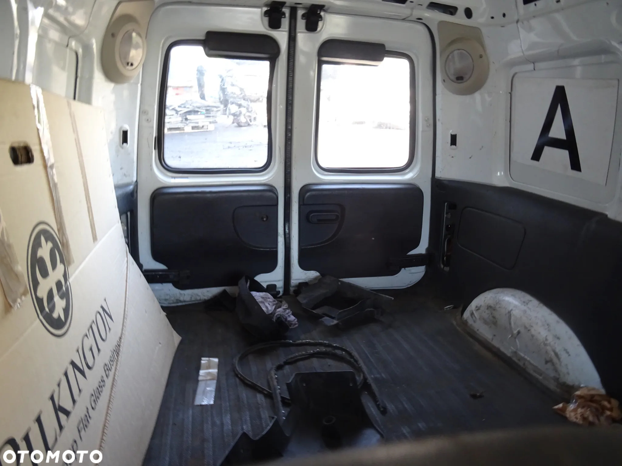 Opel Combo 2007 na części lakier(y474) bez silnika drzwi maska błotnik zderzak - 10