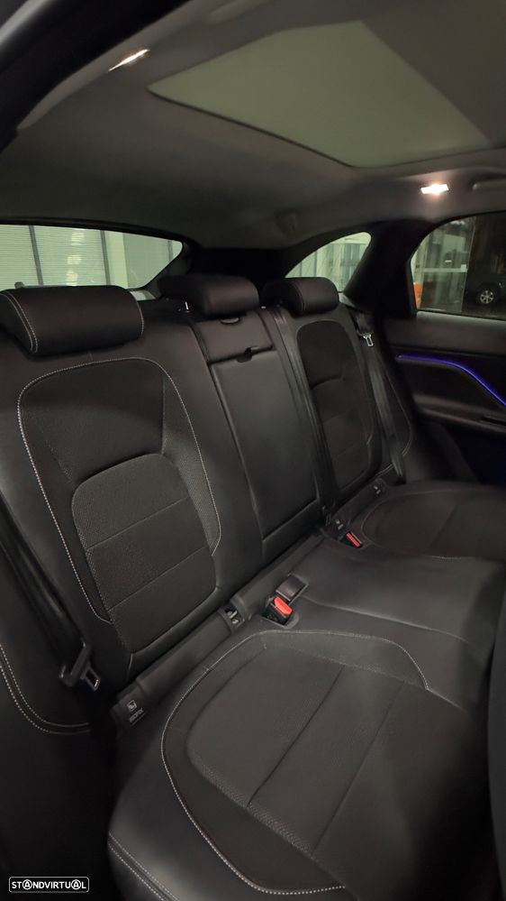 Jaguar F-Pace 2.0 i4D R-Sport AWD Aut. - 22