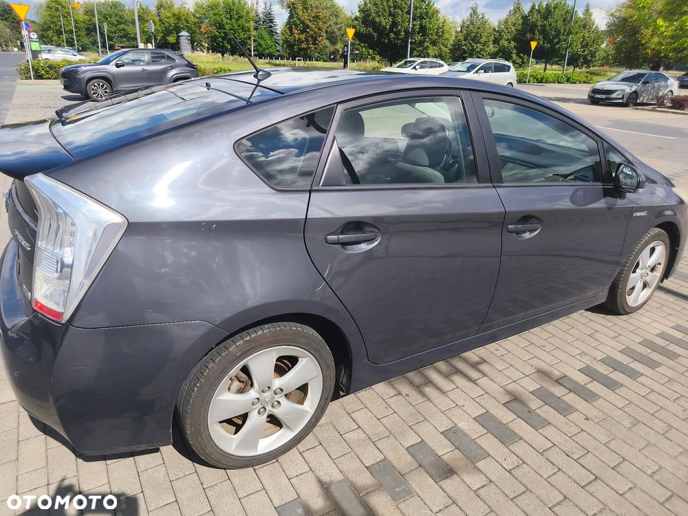 Toyota Prius 1.5 VVT-i Prestige - 3