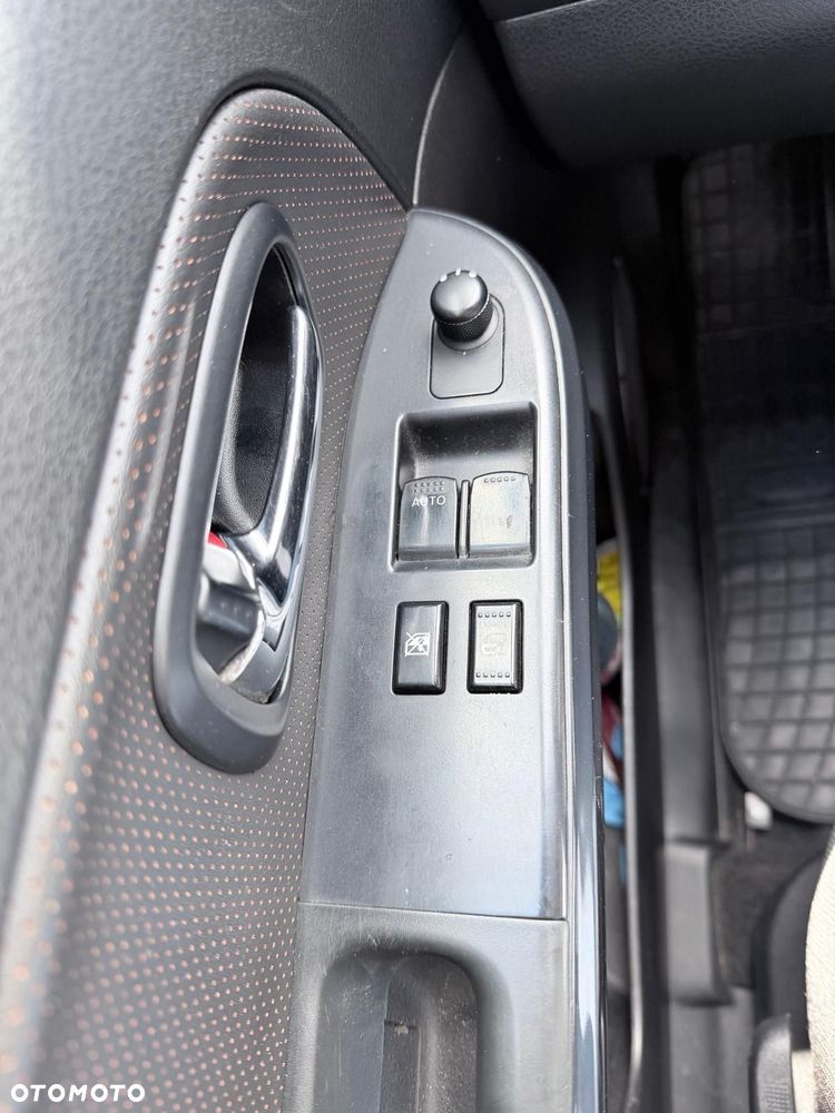 Suzuki Grand Vitara 1.9 DDiS - 19