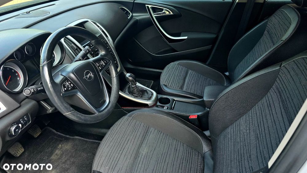 Opel Astra 1.4 Turbo Innovation - 18