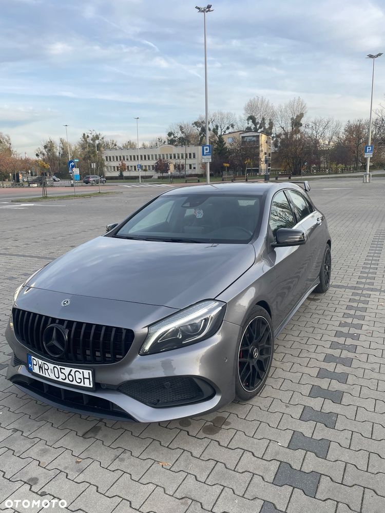 Mercedes-Benz Klasa A 250 AMG Line - 1