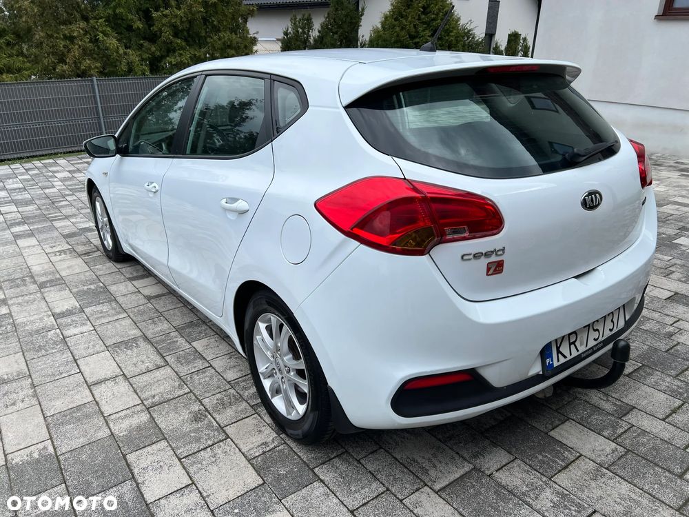 Kia Ceed 1.6 CRDi M - 4