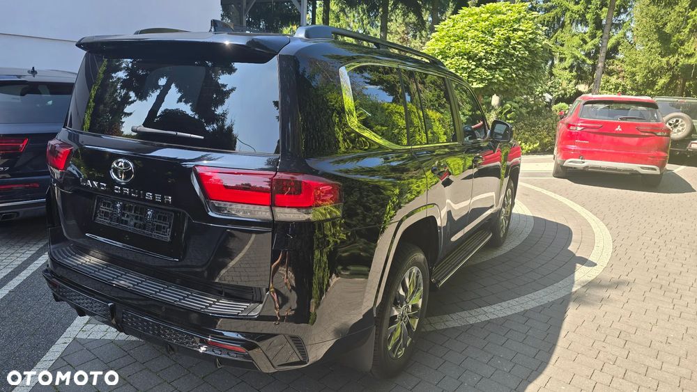 Toyota Land Cruiser - 23