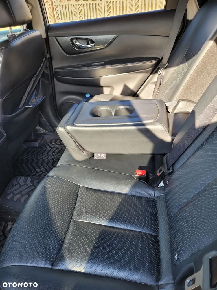 Nissan X-Trail 1.6 DCi Tekna 2WD - 30