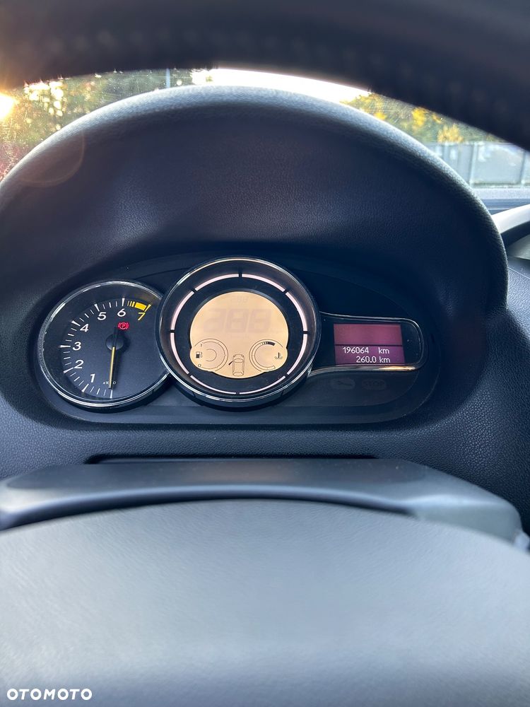 Renault Megane - 11