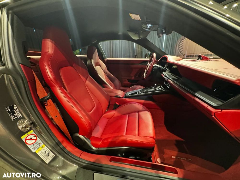 Porsche 911 - 18