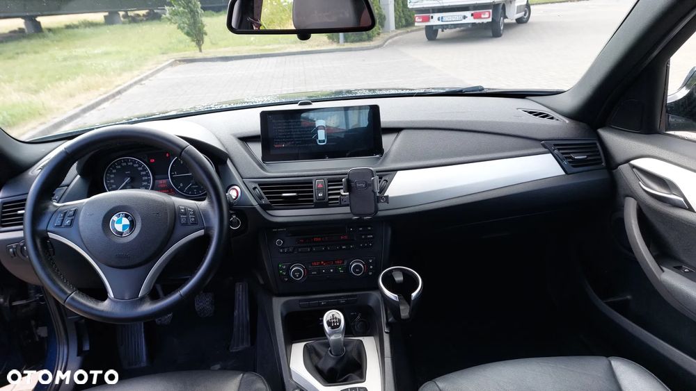 BMW X1 xDrive18d xLine - 26
