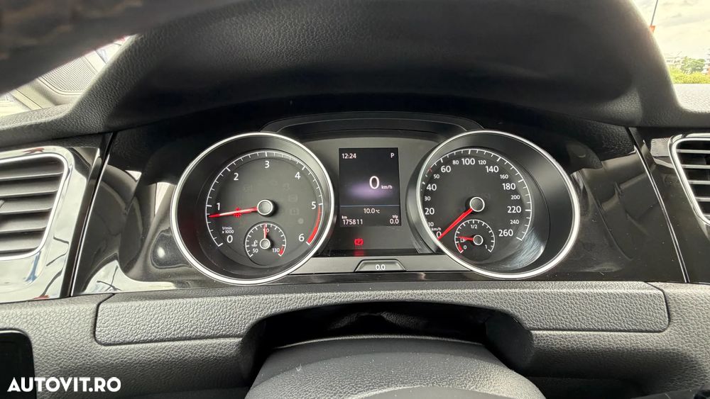 Volkswagen Golf 1.6 TDI DSG Highline - 10