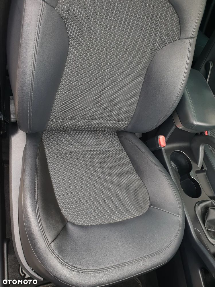 Hyundai ix35 1.6 2WD blue Comfort - 33