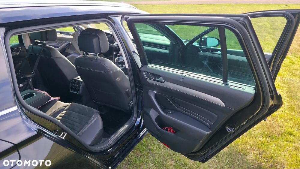 Volkswagen Passat 2.0 TDI SCR DSG Elegance - 10