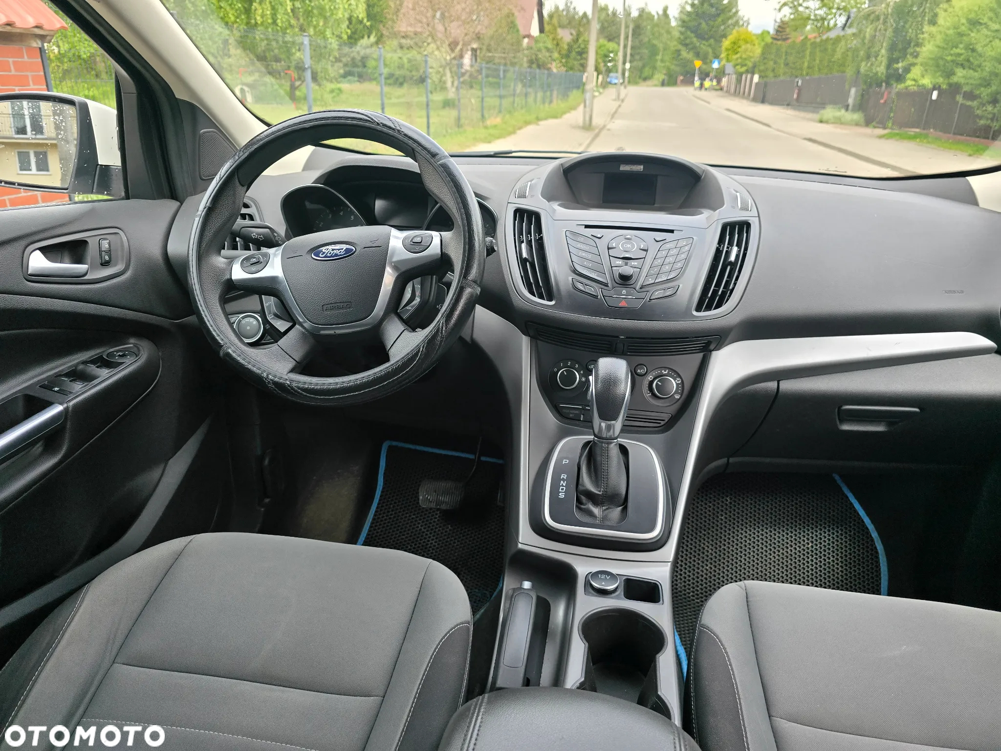 Ford Kuga - 12