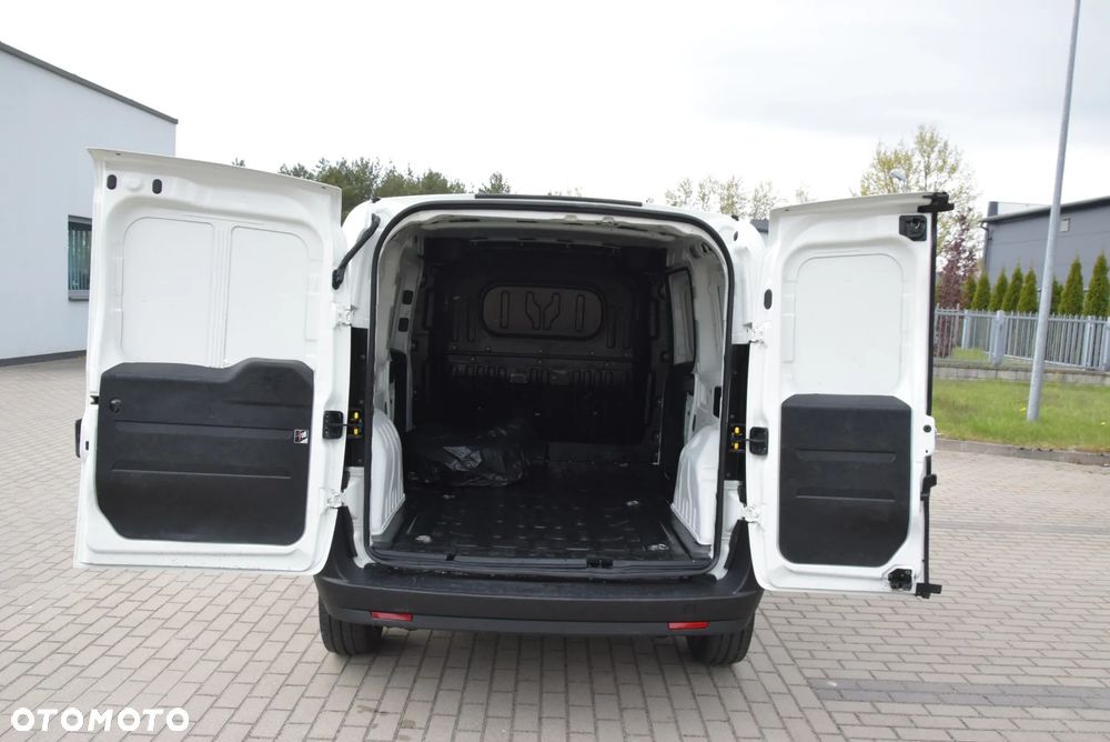 Opel COMBO DOBLO MAXI L2 1,6 CDTI SALON PL - 19