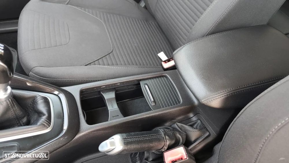Ford Focus SW 1.5 TDCi Titanium ECOnetic - 23