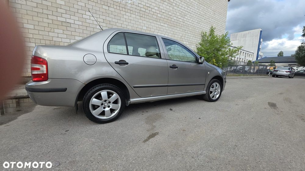 Skoda Fabia - 4