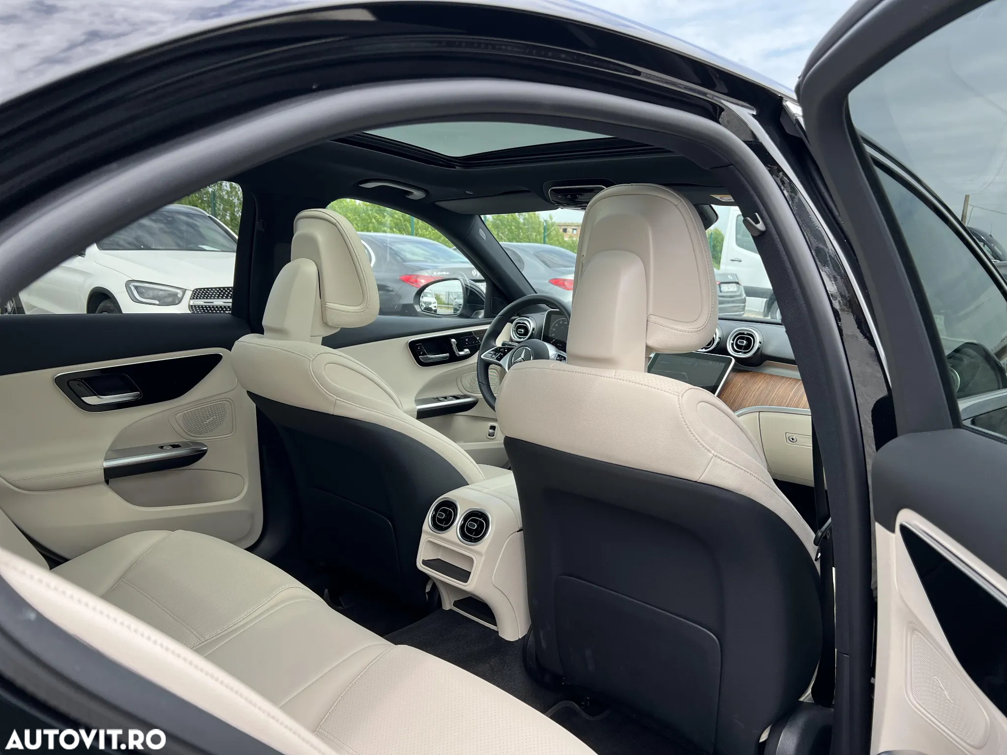 Mercedes-Benz C 200 4MATIC Aut. - 15