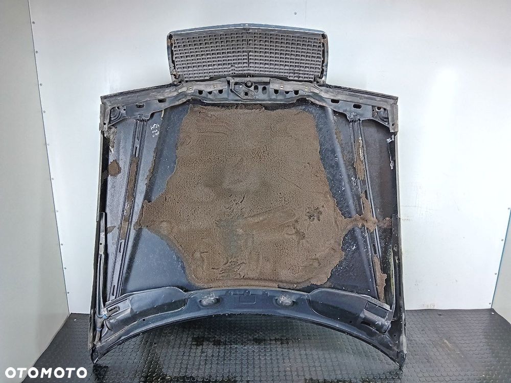 MASKA MERCEDES-BENZ W124 (84-96) 040 - 6