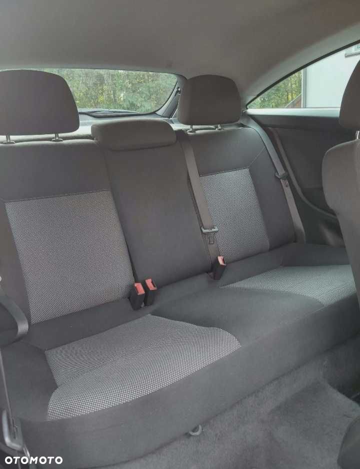 Opel Astra - 8