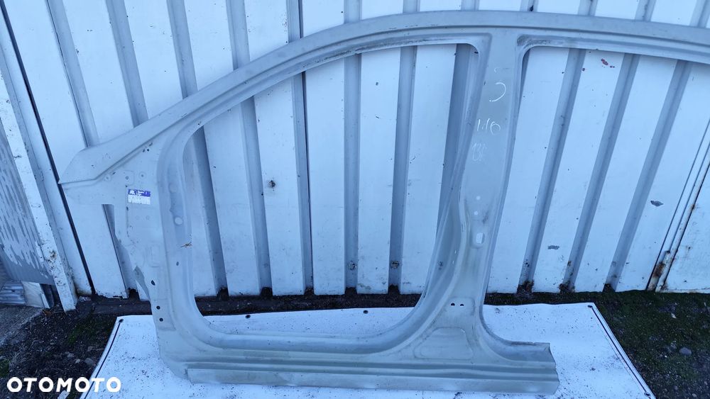 HYUNDAI I10 II POSZYCIE PROGU SLUPEK LEWY 71112B9000 - 2