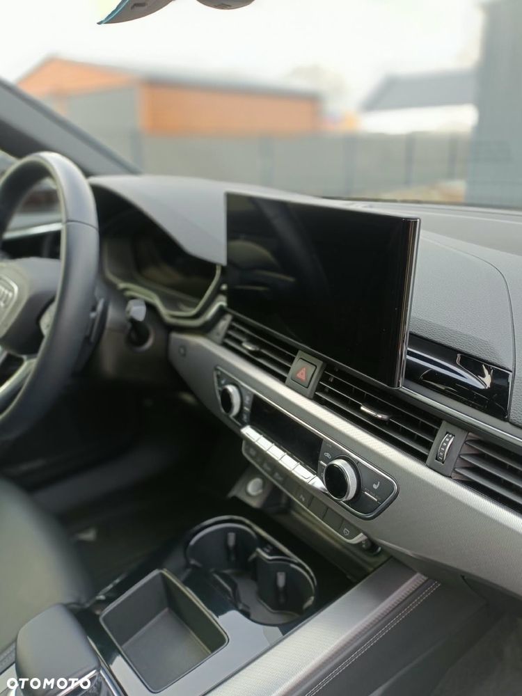 Audi A4 Limousine