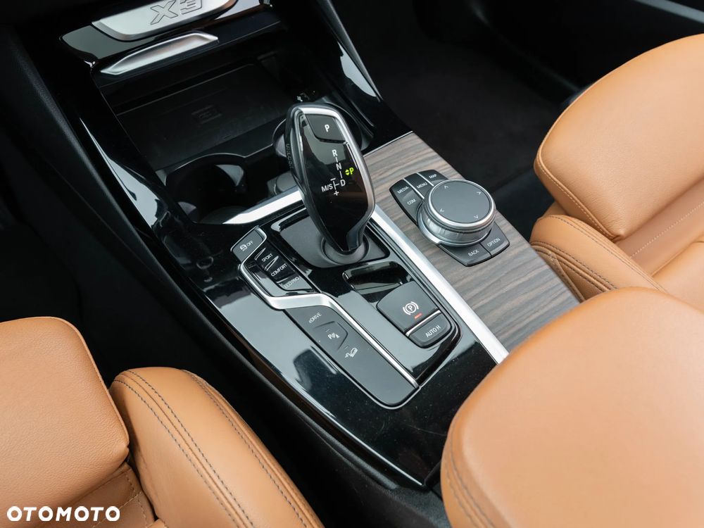BMW X3 xDrive30e xLine - 38