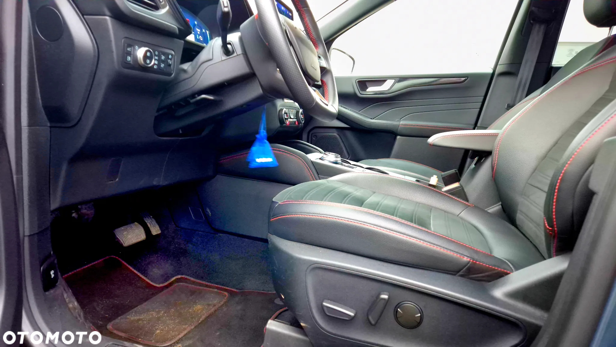 Ford Kuga 2.5 Duratec PHEV ST-LINE - 21