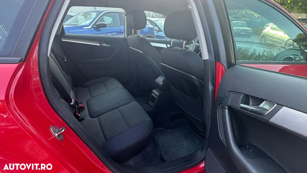 Audi A3 Sportback 1.4 TFSI Ambiente - 12