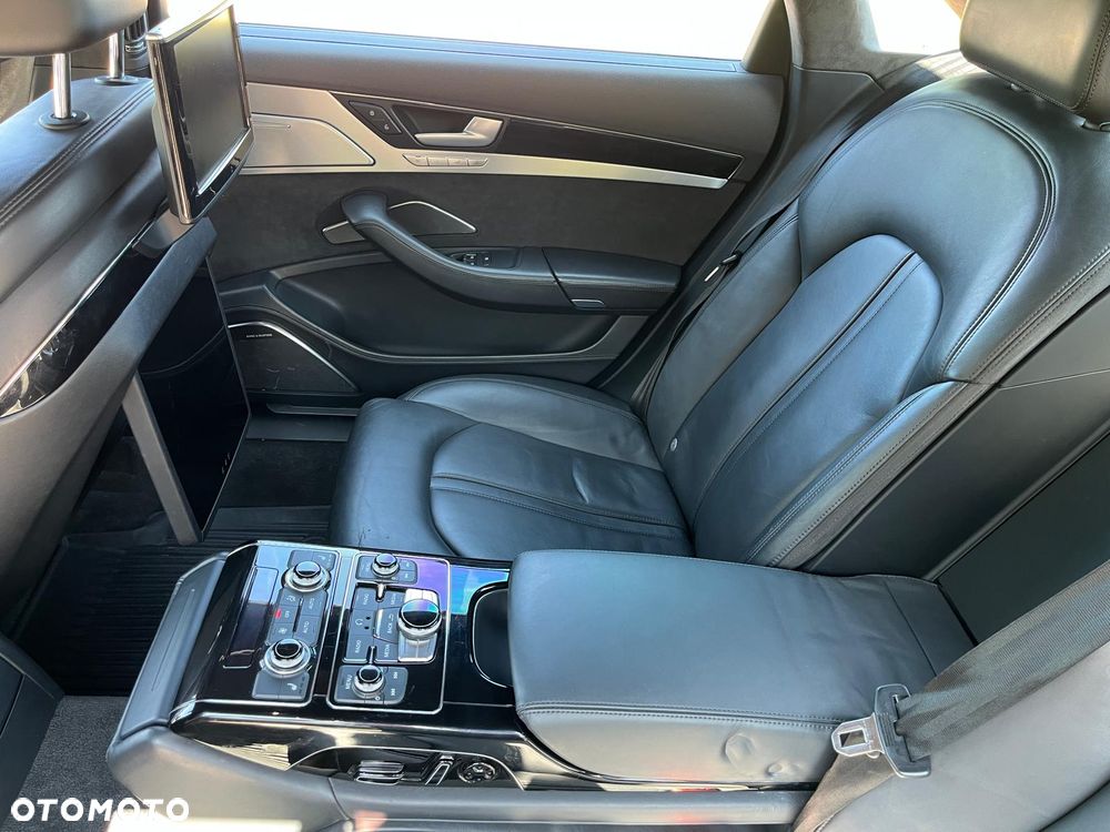 Audi A8 4.2 TDI L Quattro - 22