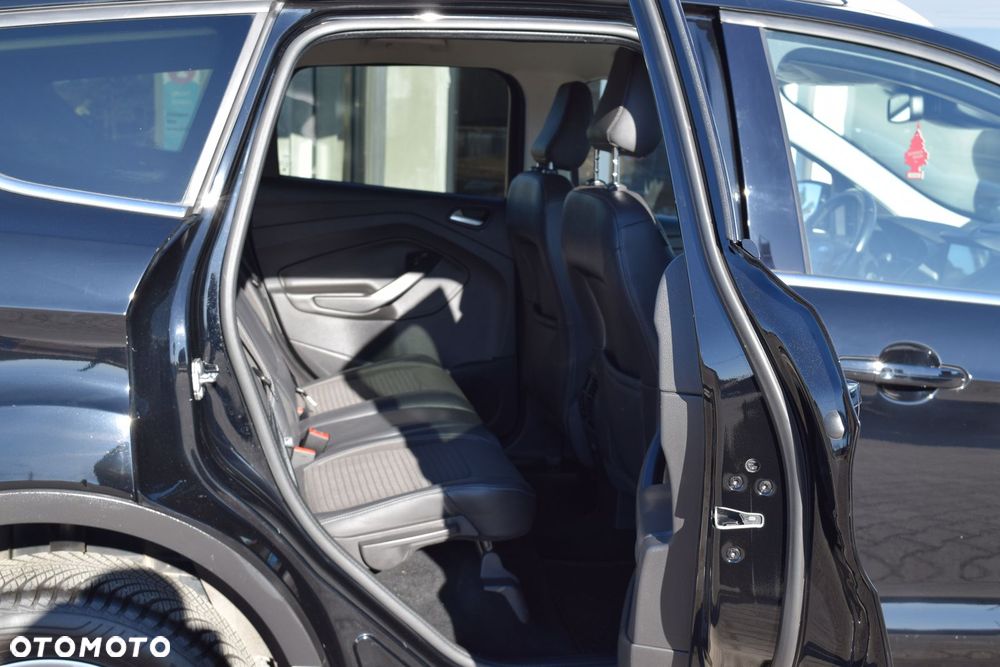 Ford Kuga 2.0 TDCi 4x4 Titanium - 24