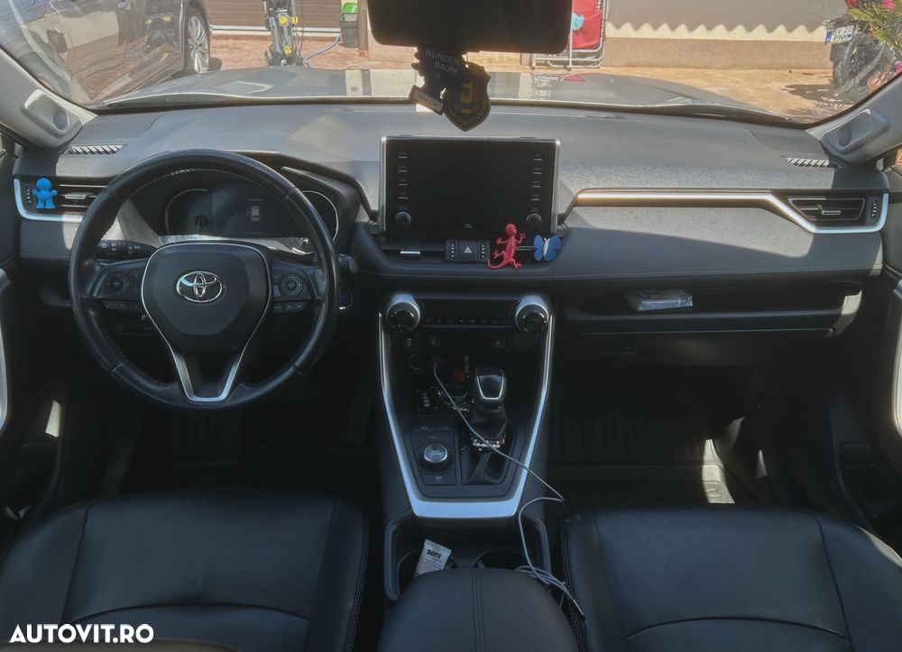 Toyota RAV4 - 5