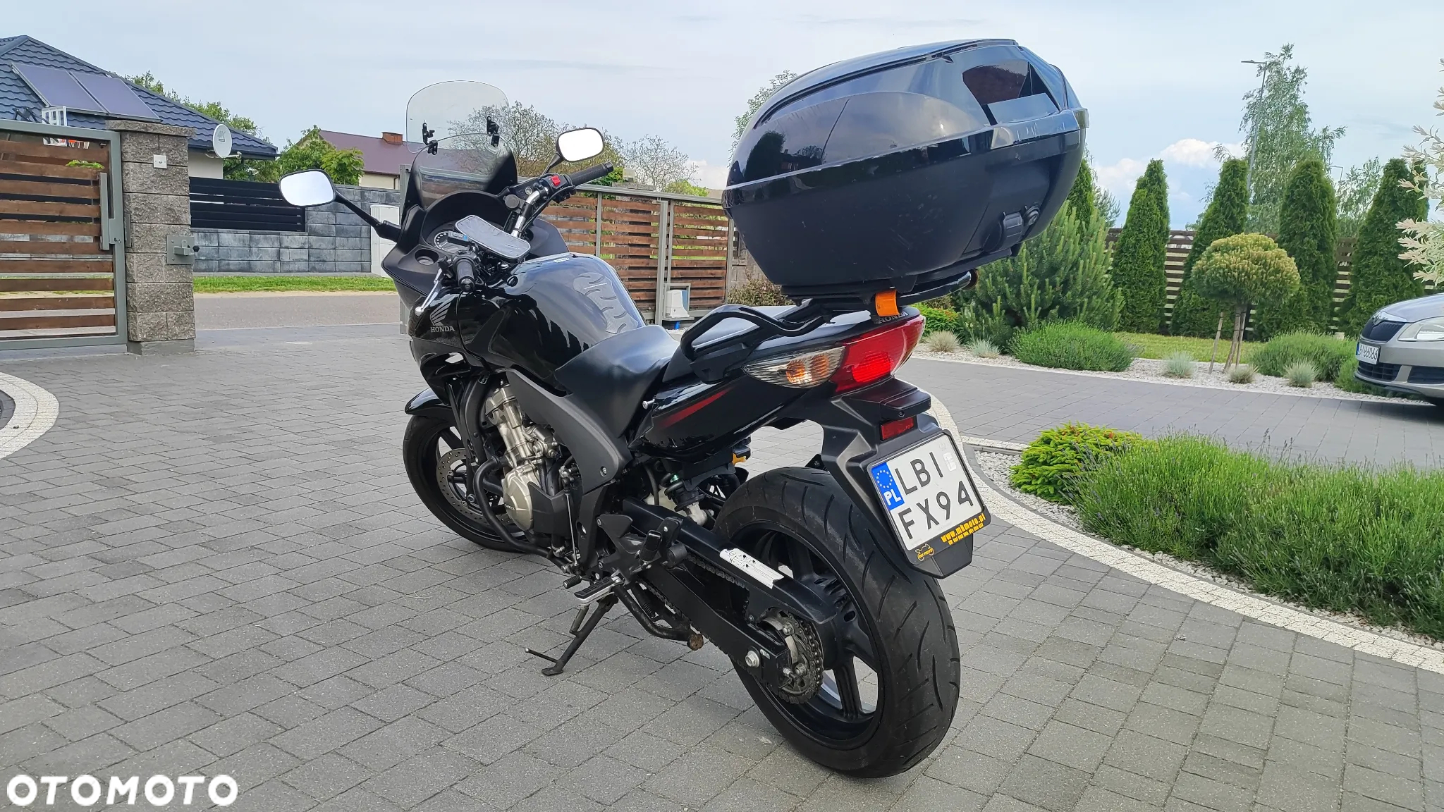 Honda CBF - 2