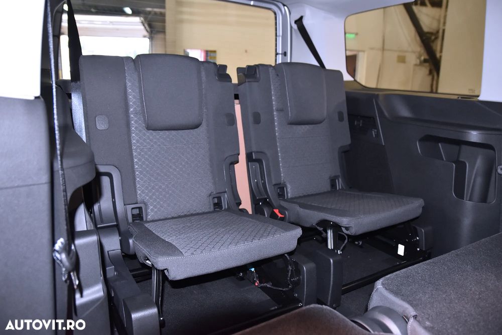 Ford Tourneo Connect 2.0L EcoBlue LWB Titanium - 13