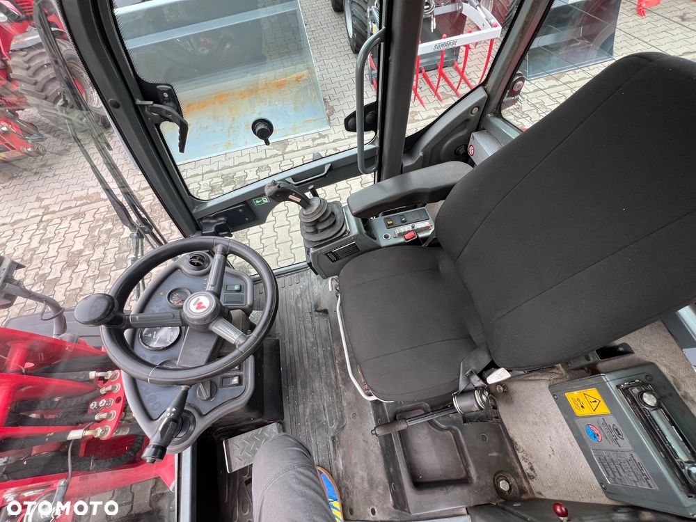 Weidemann 2070 CX80 - 7
