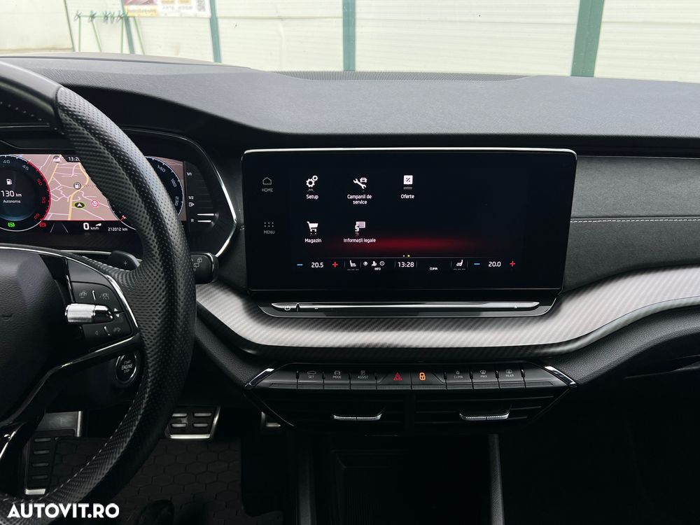 Skoda Octavia 2.0 TDI DSG RS Plus - 23