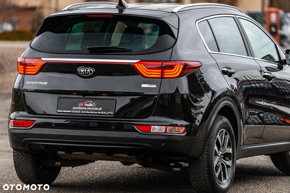 Kia Sportage 1.6 GDI 2WD Black Edition - 10