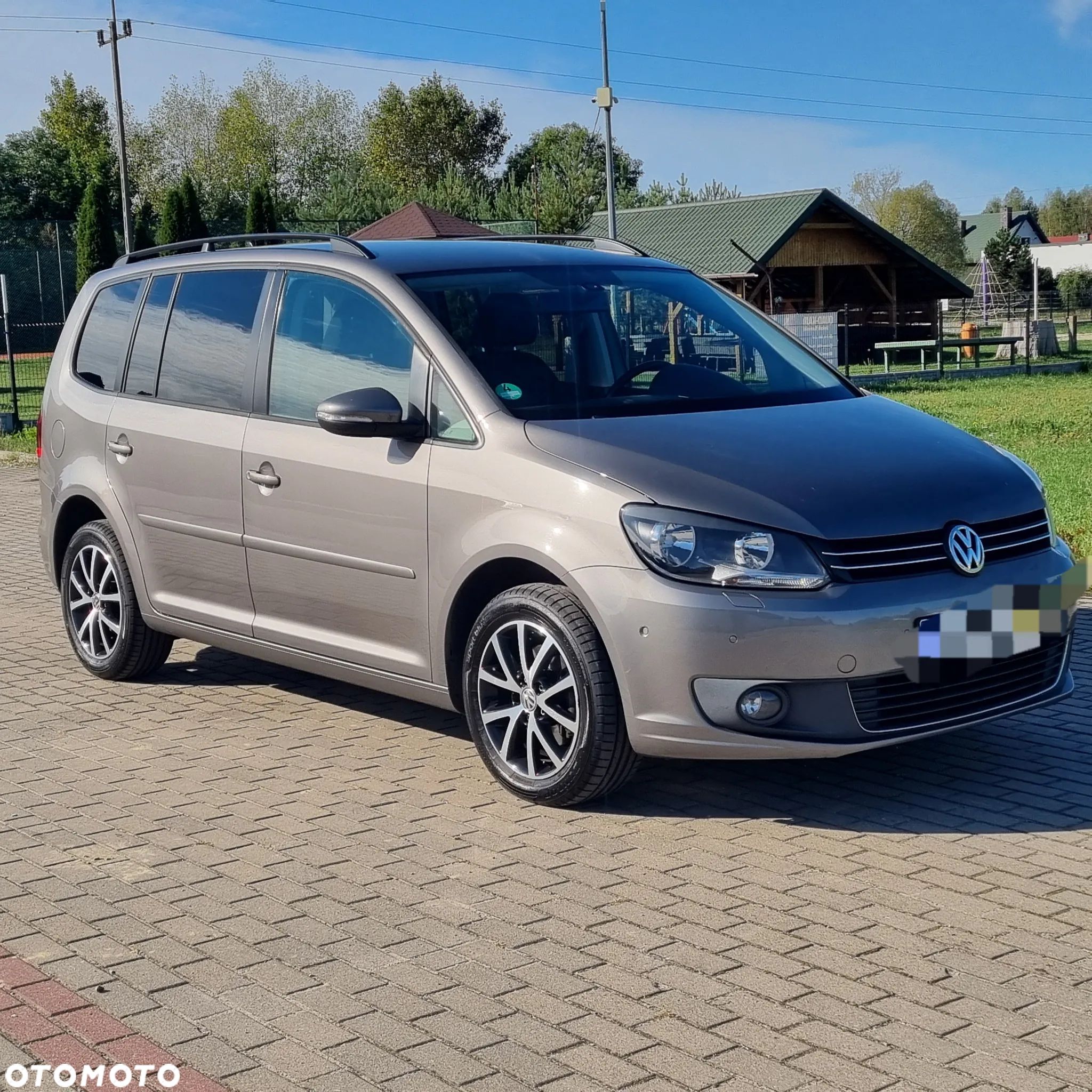 Volkswagen Touran 1.6 TDI DPF BlueMot Trendline - 1
