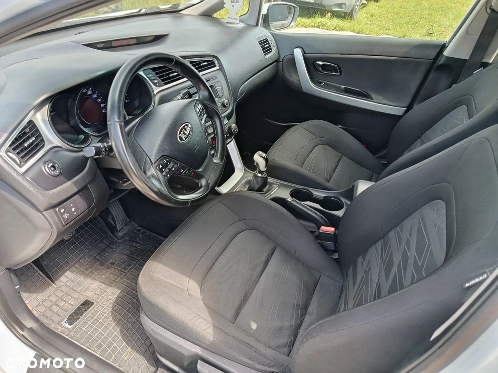 Kia Ceed 1.6 CRDi L - 10