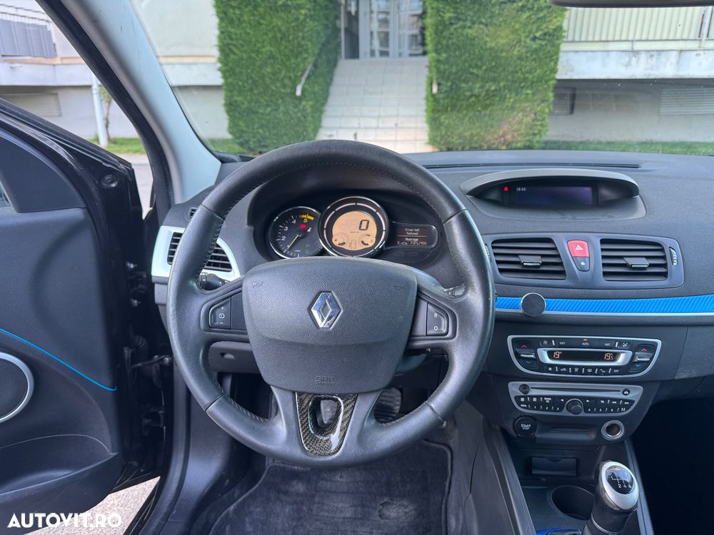 Renault Megane 1.9dCi Privilege - 9