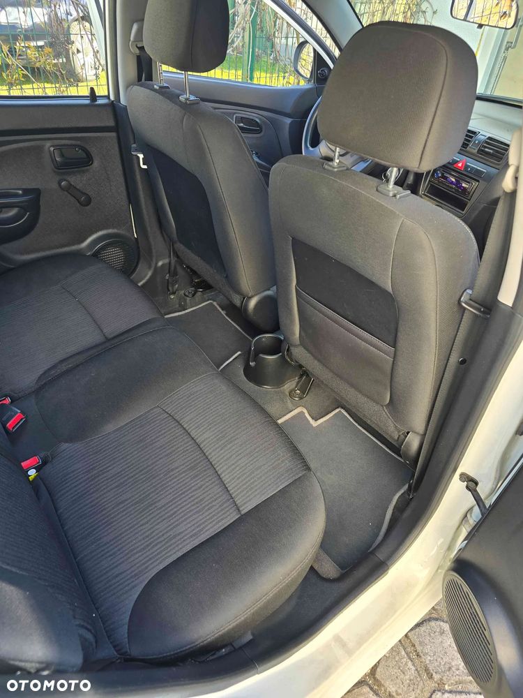 Kia Picanto - 5
