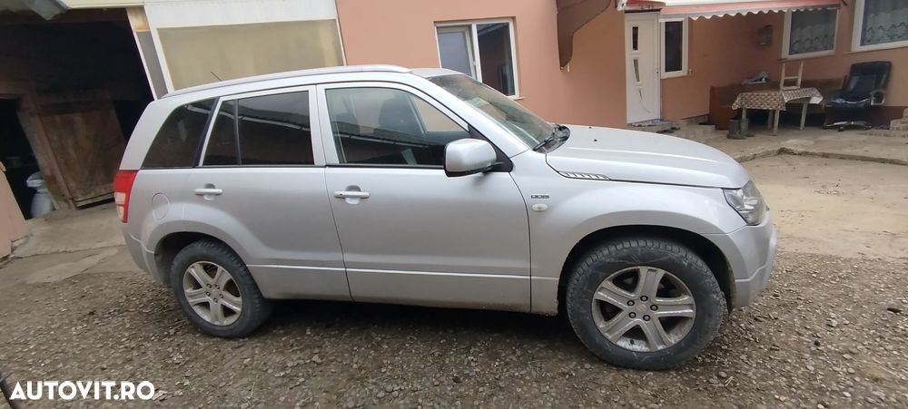 Suzuki Grand Vitara 1.9 DDIS Navi - 3