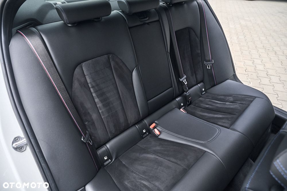 BMW Seria 3 320d xDrive M Sport - 26