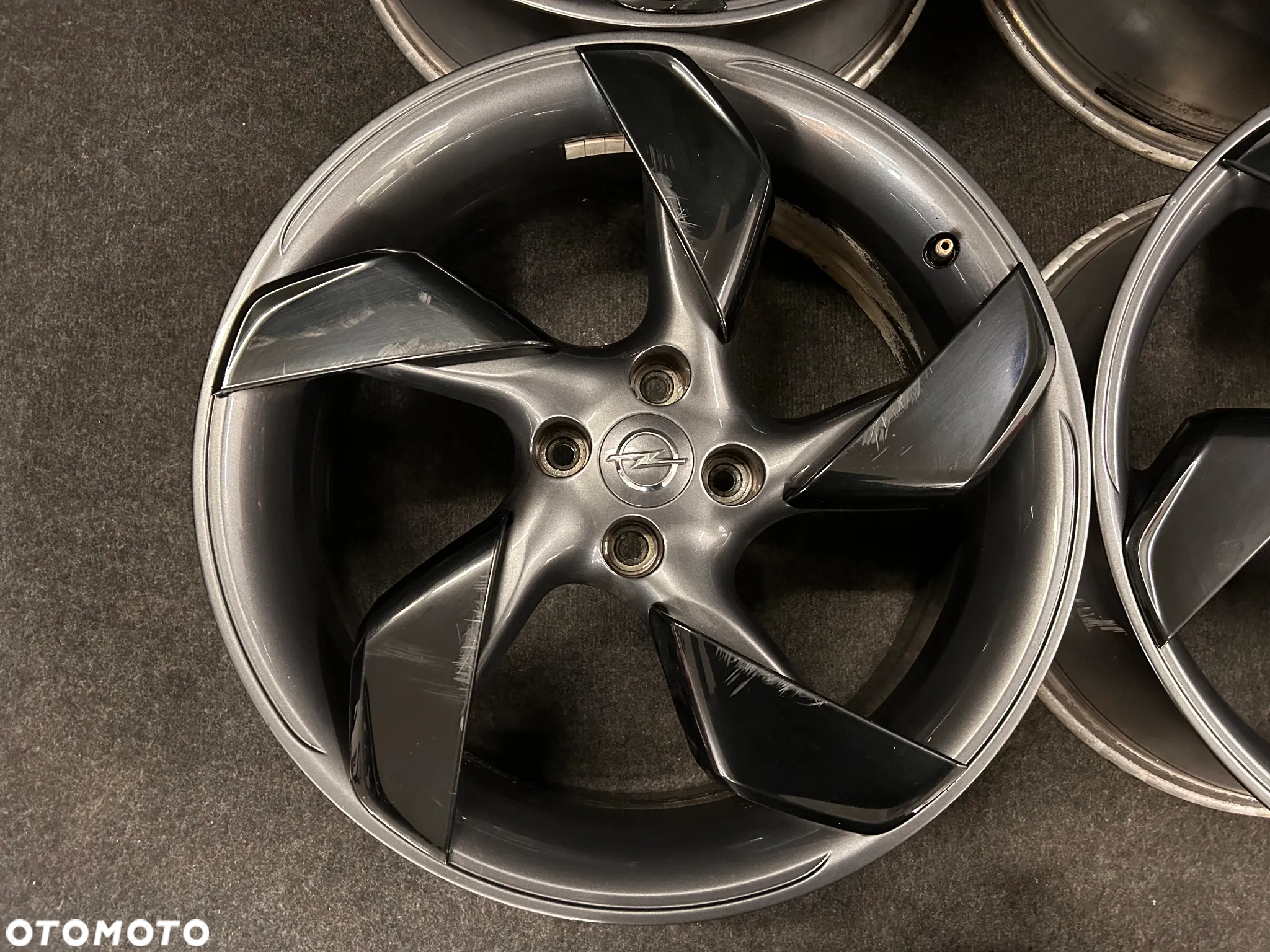 Alufelgi Opel Corsa D, E OPC 18 cali 4x100 4szt. - 15