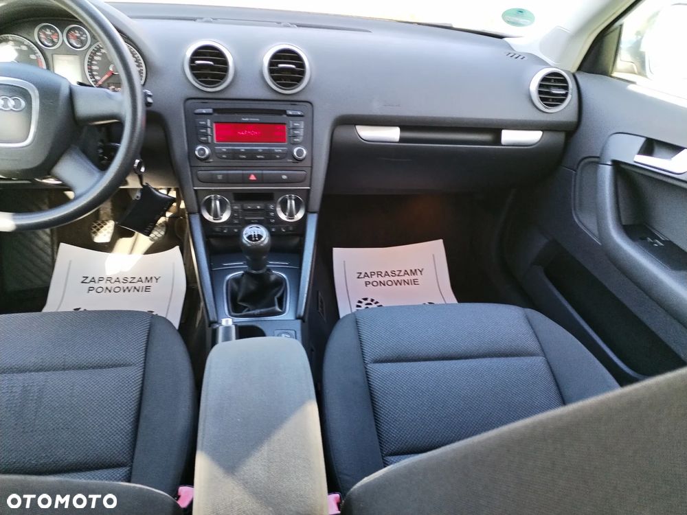 Audi A3 Sportback 1.6 Ambiente - 20