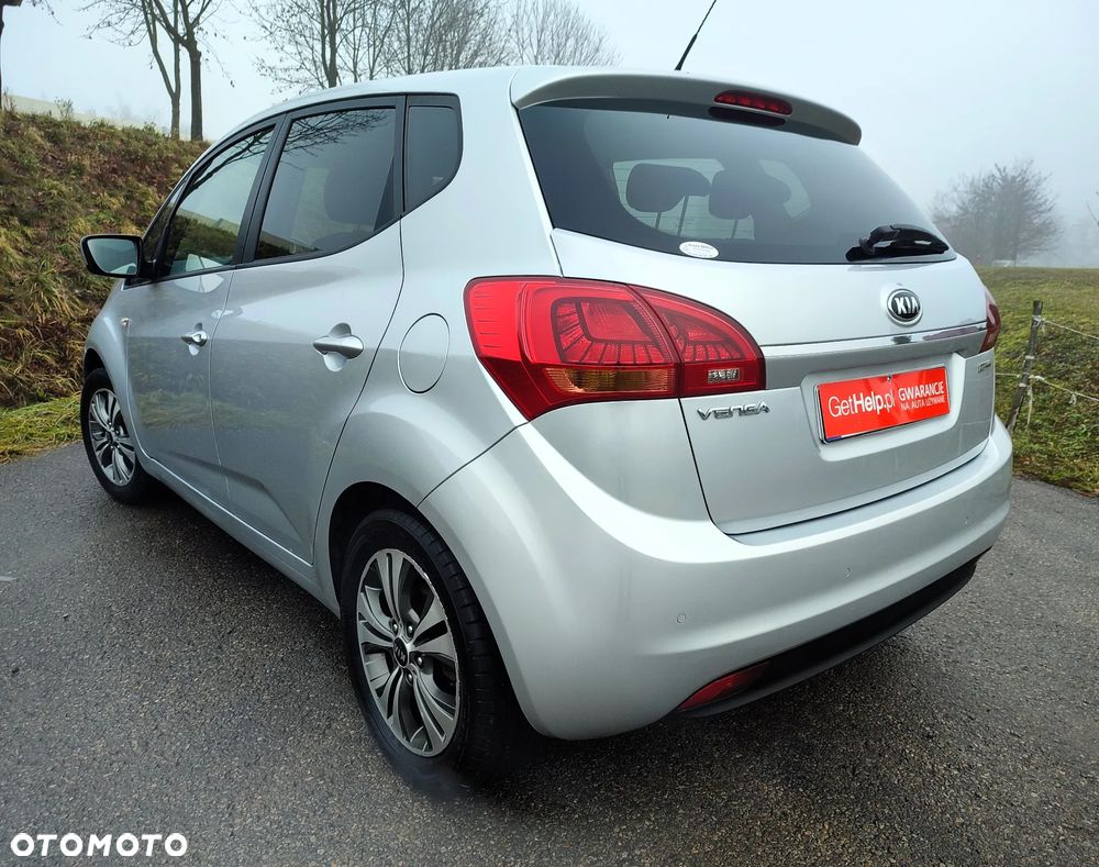 Kia Venga 1.4 CVVT ISG Vision - 11