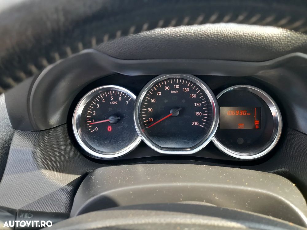 Dacia Duster dCi 110 FAP 4x4 Prestige - 8