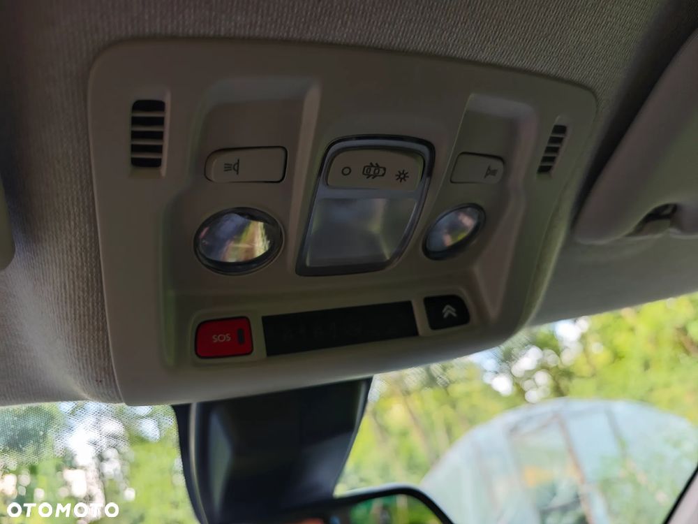 Citroën C3 1.2 PureTech Shine S&S EAT6 - 30