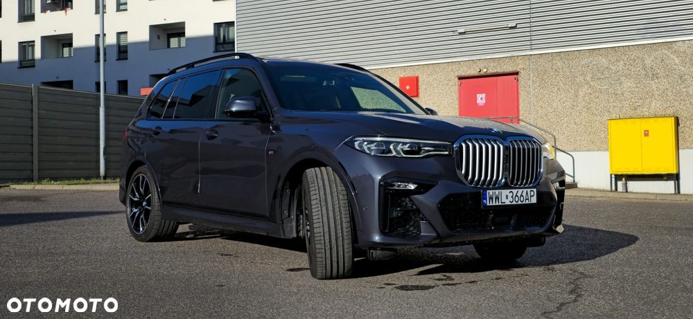 BMW X7 M50i sport - 11