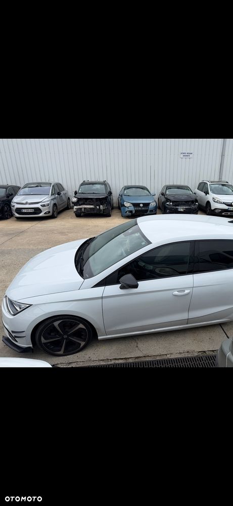 Seat Ibiza 1.0 TSI S&S DSG FR Black Edition - 11