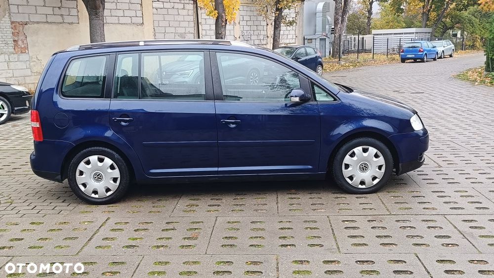 Volkswagen Touran 2004 photo 5