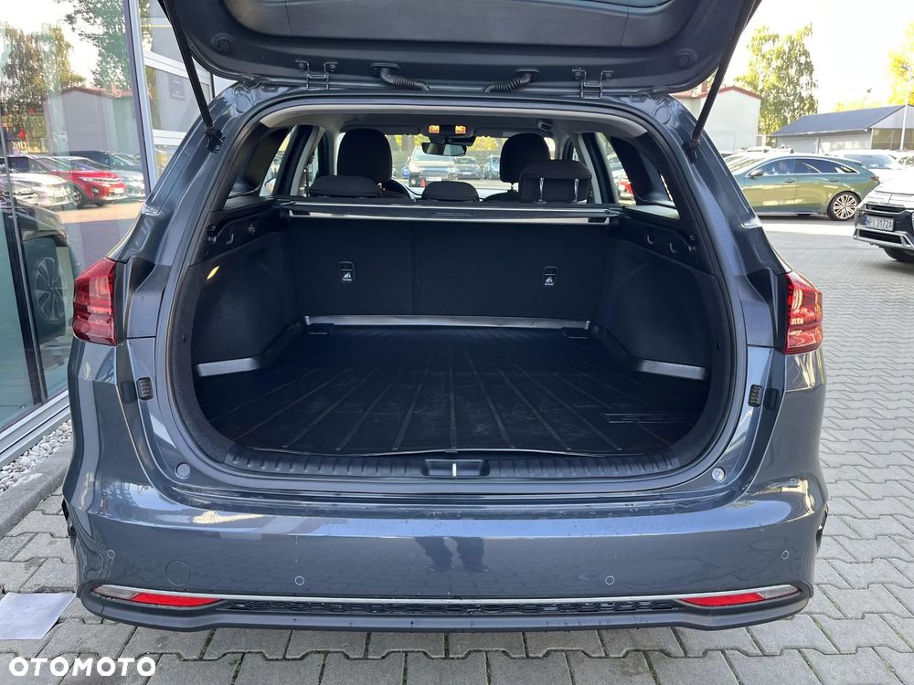 Kia Ceed 1.5 T-GDI M - 13